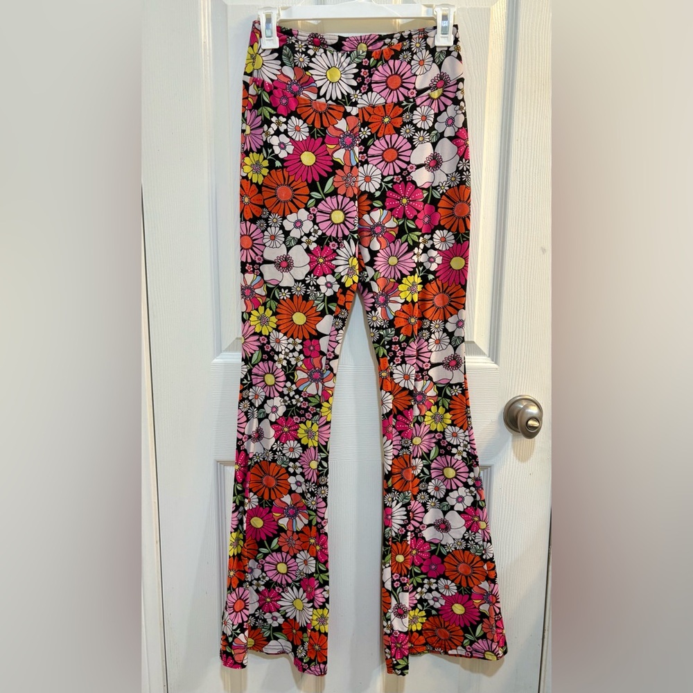 No Boundaries Multicolor Floral Pants